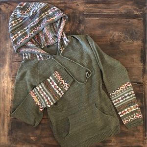 Lulu Berry Pullover Green Sweater